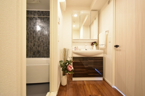 洗面設備　※別号室写真（現況を優先いたします）