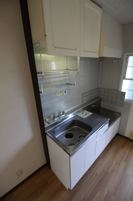 キッチン　別の部屋の写真です