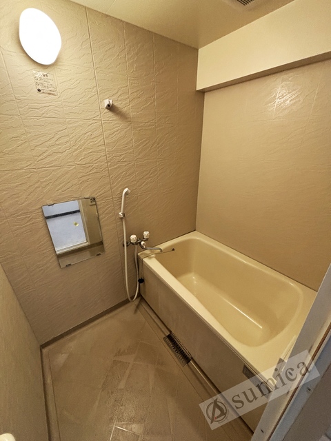 バス・シャワールーム　ゆったりお寛ぎください♪♪