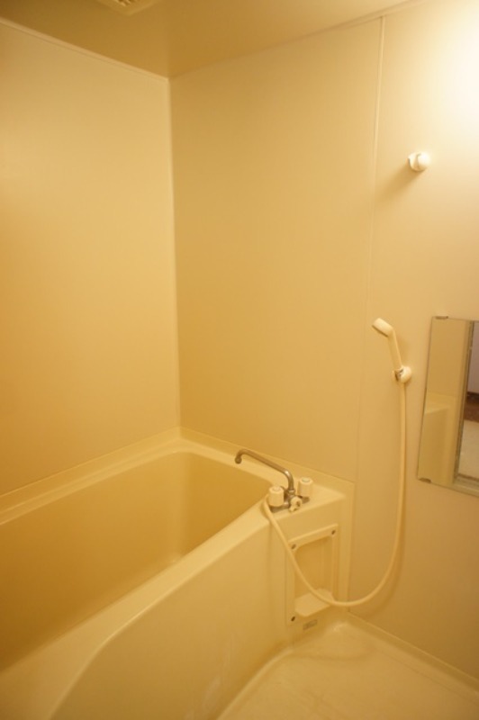 バス・シャワールーム　図面と現状に相違がある場合には現状を優先