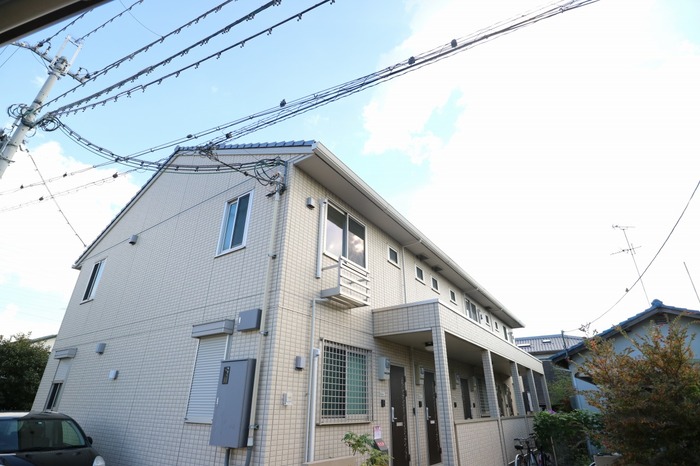 建物外観　敷地内に駐車場あります！