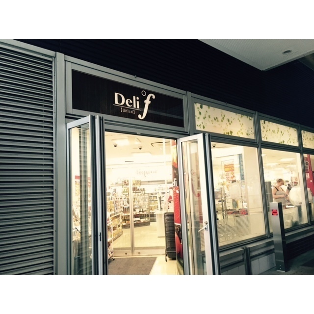 スーパー　デリド（スーパー）まで215m