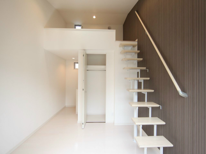 その他　洋室6帖　上階ロフト3.1帖（収納にも寝室にも使えます）