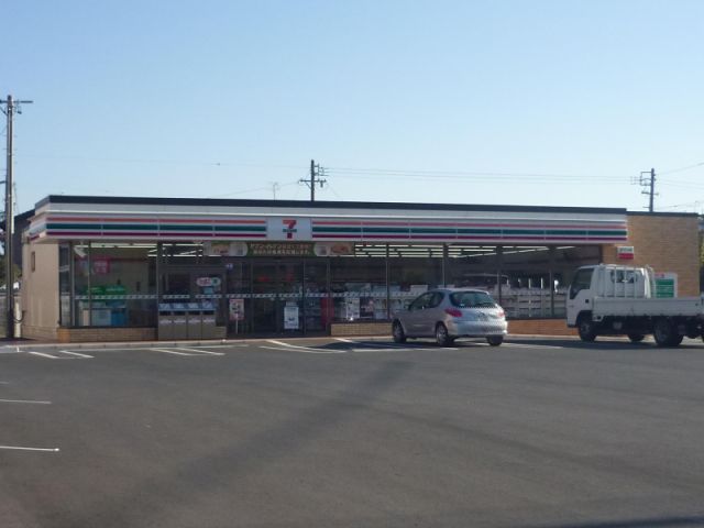 コンビニ　セブンイレブン（コンビニ）まで960m