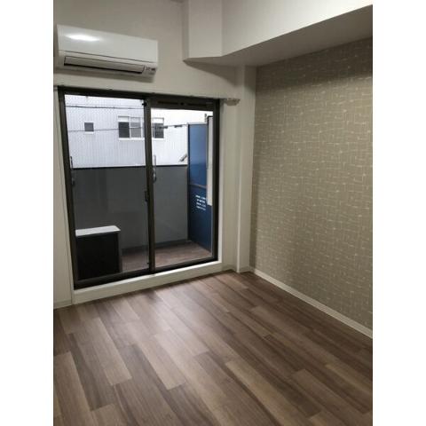 居室・リビング　室内