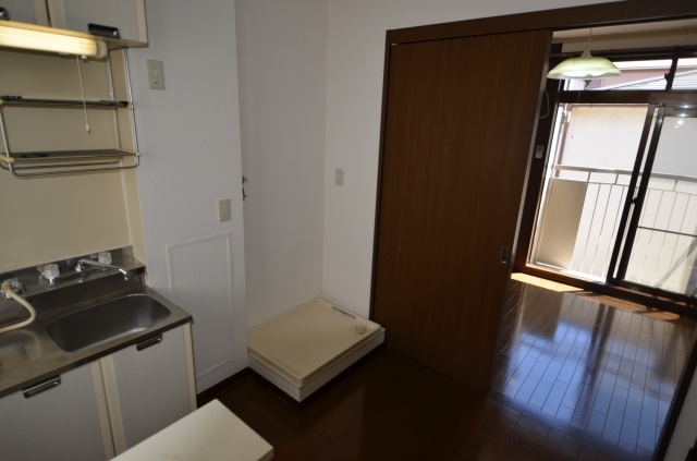 居室・リビング　エアコン付きで初期費用を抑えたい方にもおすすめです。