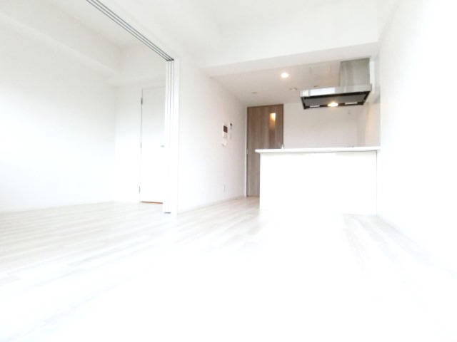 居室・リビング　詳細は、RISUMO江坂本店→06-6155-7137まで♪