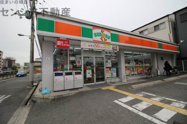 コンビニ　サンクス城東すみれ店（コンビニ）まで113m