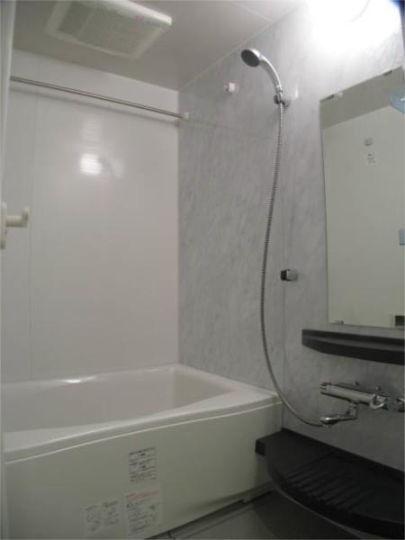 バス・シャワールーム　日々の疲れを癒すお風呂付です