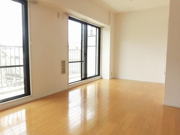 居室・リビング　広々リビング！