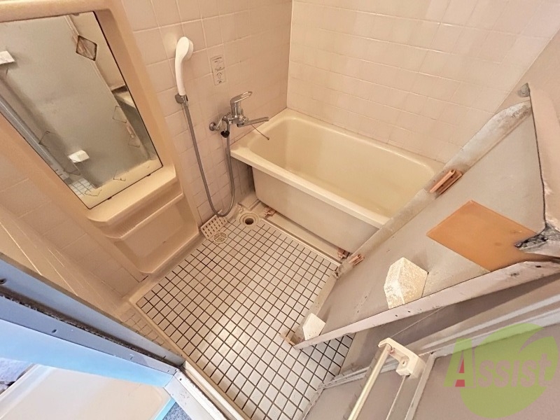 バス・シャワールーム