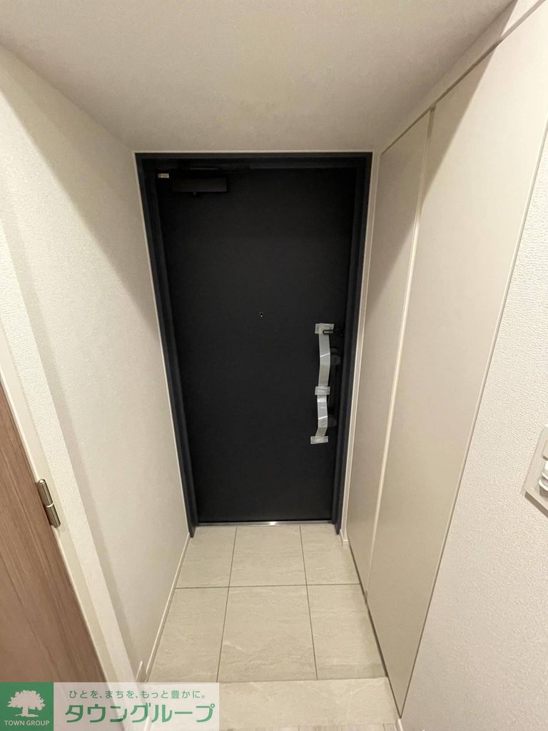 玄関　キッチン