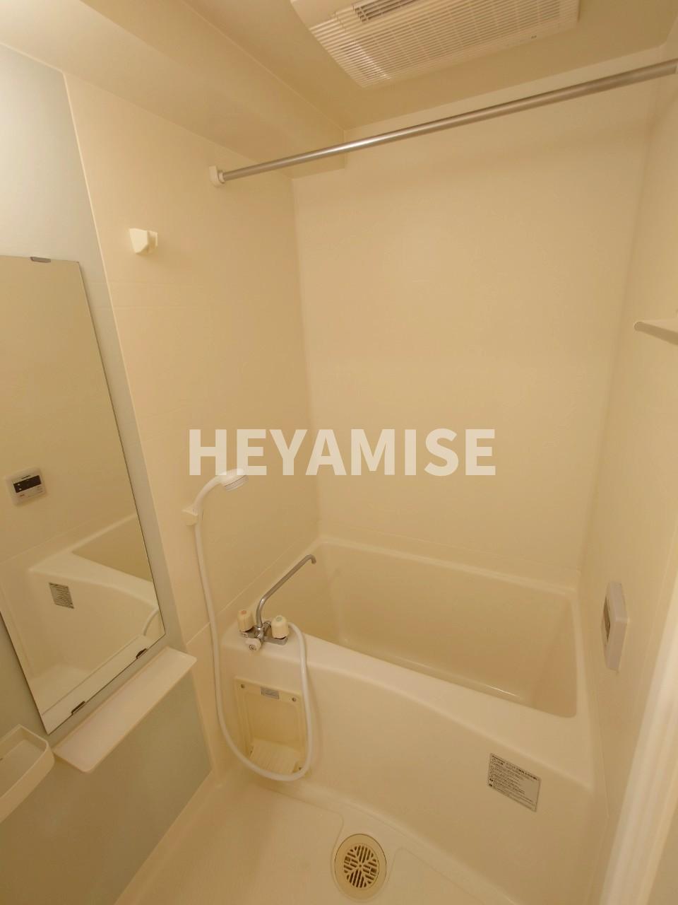 バス・シャワールーム　※同物件別号室タイプの参考写真でございます※現況を優先します