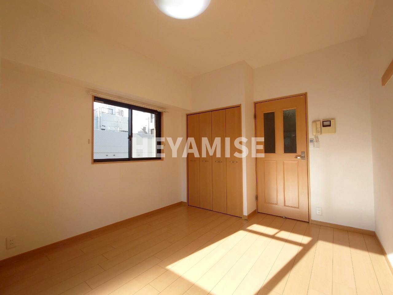 居室・リビング　※同物件別号室タイプの参考写真でございます※現況を優先します