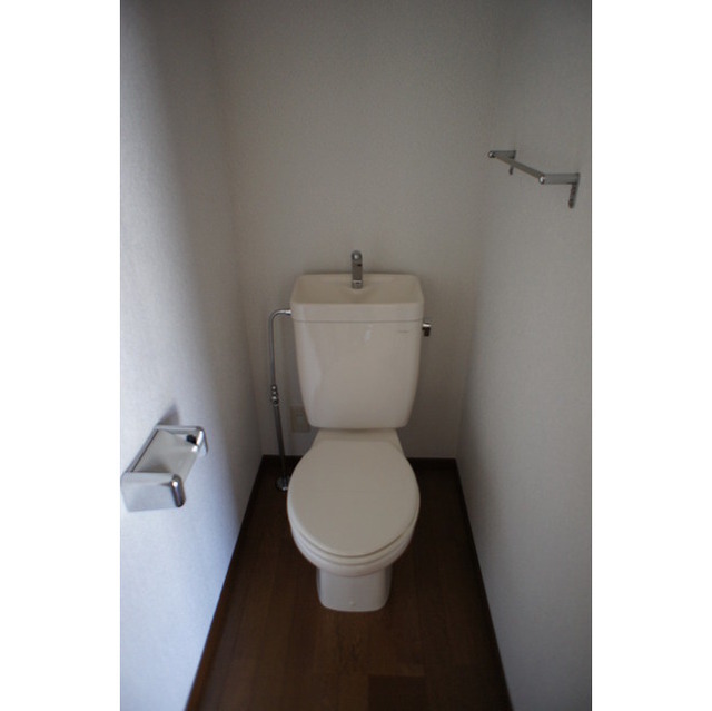 トイレ　同間取りの２階の写真です。