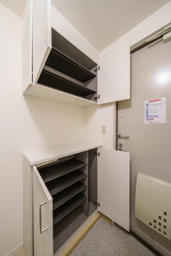 収納　シューズボックス