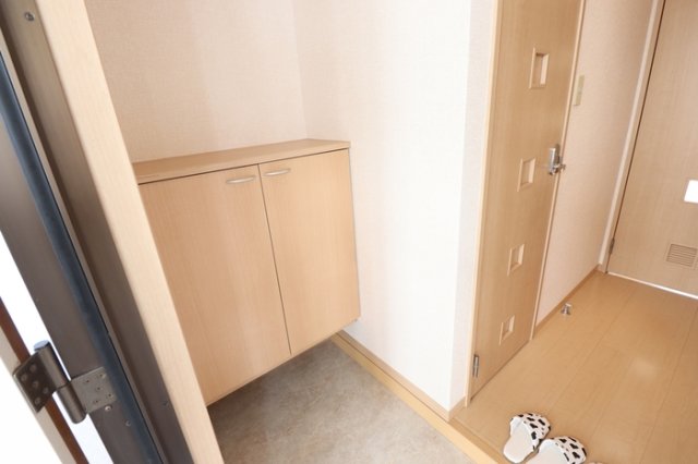 玄関　シューズボックスです