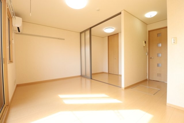 居室・リビング　ゆったりとした居間です