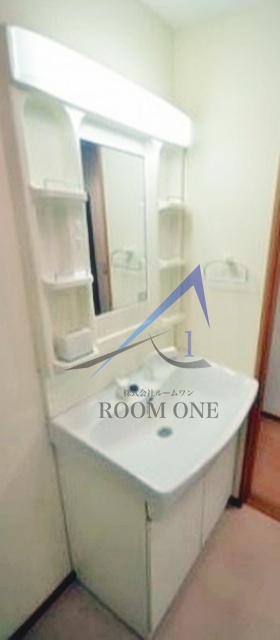 洗面設備　洗面台です。