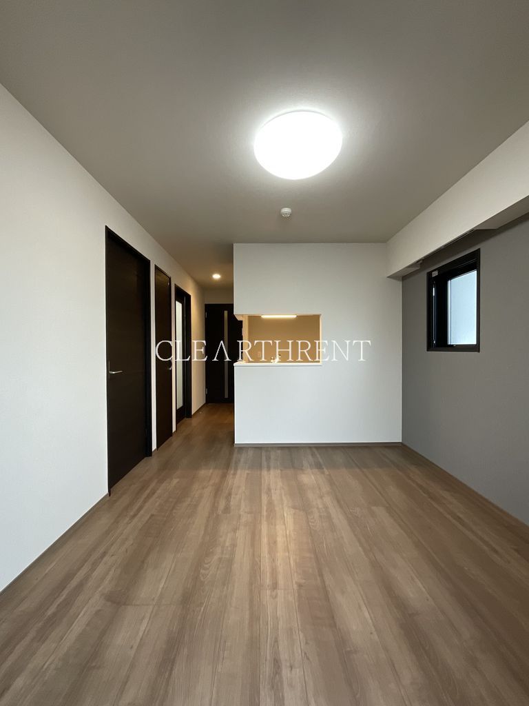 居室・リビング　同タイプ別住戸写真となります。現況と異なる場合がございます。