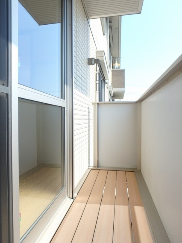 バルコニー　図面と現状に相違がある場合には現状を優先