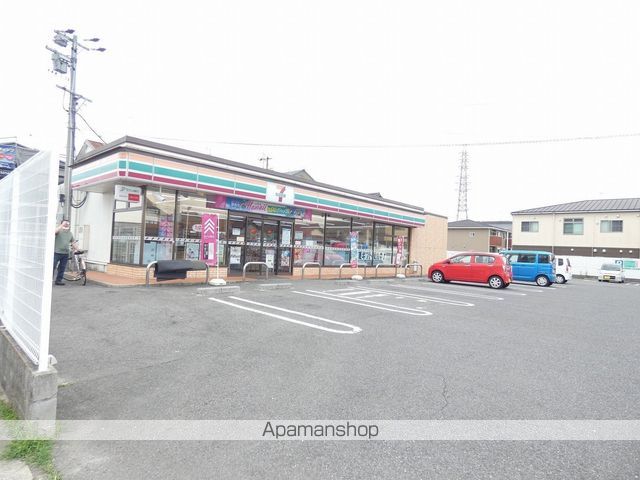 コンビニ　セブン－イレブン江南前飛保町店（コンビニ）まで440m