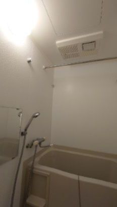 バス・シャワールーム　☆ゆったりくつろげるお風呂☆