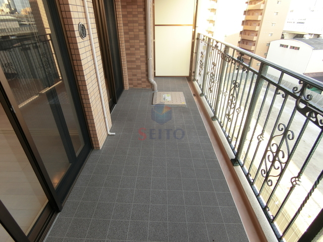 バルコニー　同間取・別号室