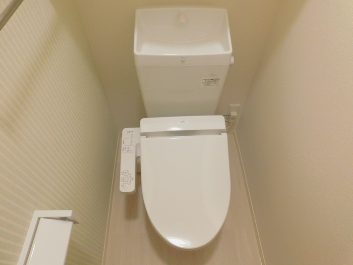 トイレ　温水洗浄便座！
