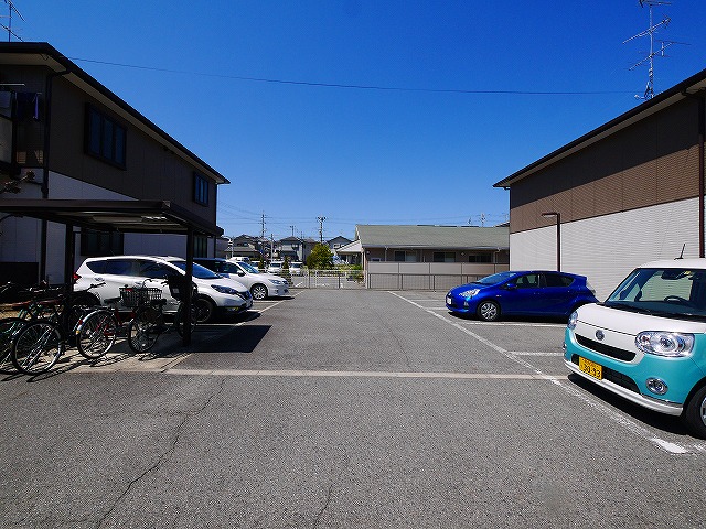 駐車場　カースペースがあります