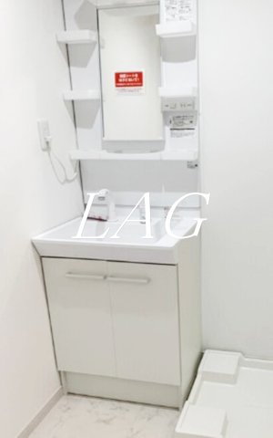 洗面設備　洗面台です。