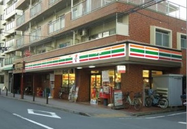 コンビニ　セブンイレブン江古田駅南店（コンビニ）まで180m