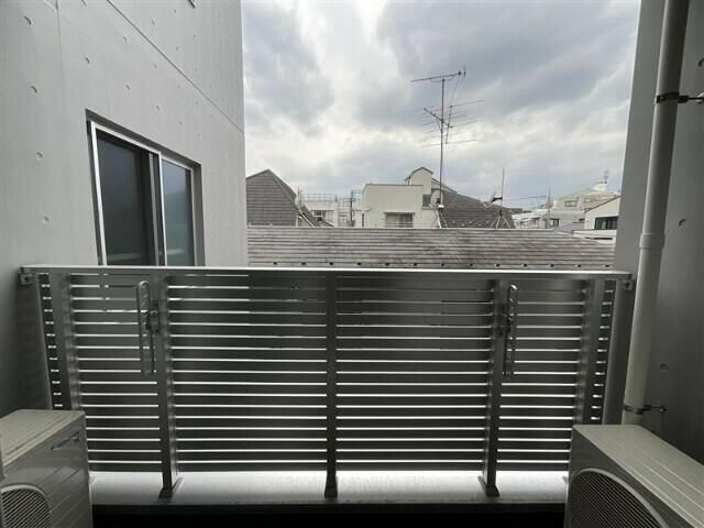 バルコニー　※別室参考写真