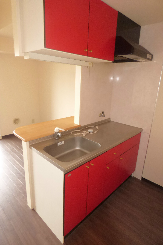 キッチン　※同物件別部屋参考写真