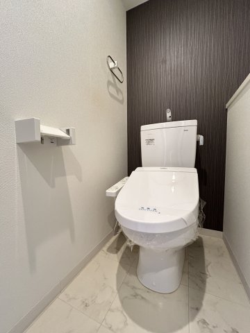 トイレ　※同物件別部屋参考写真