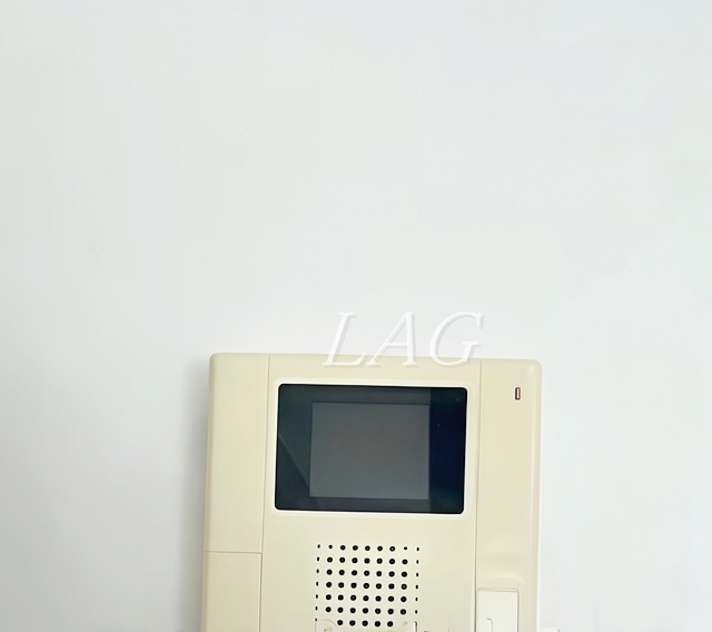 セキュリティ　モニターつきインターホンです。