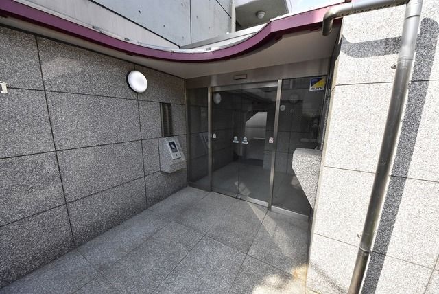 エントランス　RUELLE神宮前