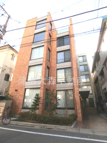 建物外観　2017年1月築　RC鉄筋コンクリート造地上5階建て1R 2
