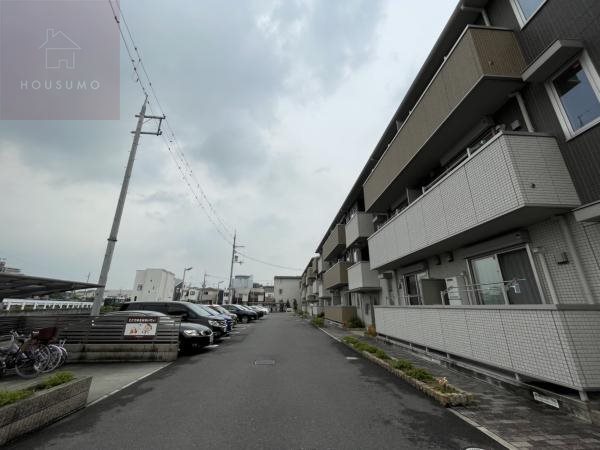 駐車場　駐車スペースもあります
