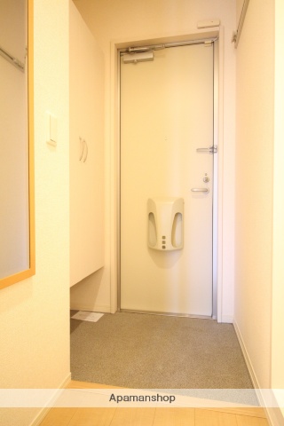 ホープAの玄関写真