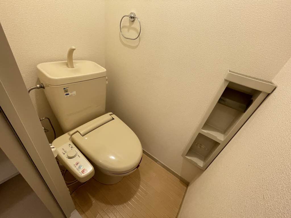 トイレ　トイレ