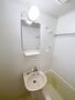 洗面設備　※同建物ほかのお部屋の写真です。