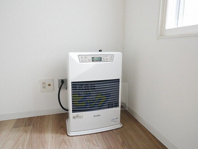 その他設備　経済的で暖かい灯油ストーブ付きです♪