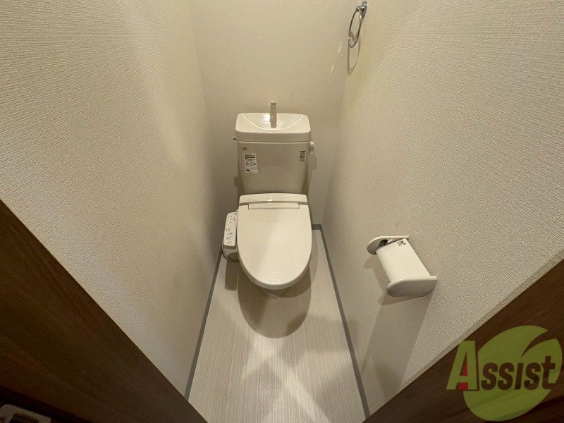 トイレ　こちらはトイレです。清潔感があり、安心して使用できます。