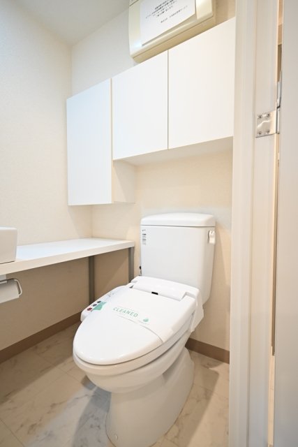 トイレ　清潔感のあるトイレです