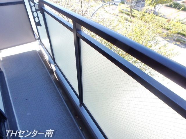 バルコニー　同物件別部屋写真