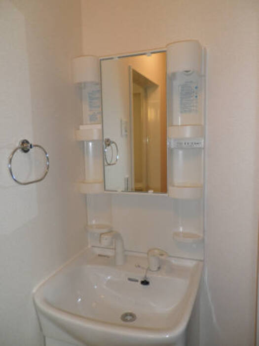 洗面設備　※反転タイプのお部屋の写真