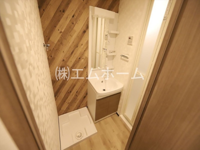 洗面設備　脱衣所　洗面化粧台