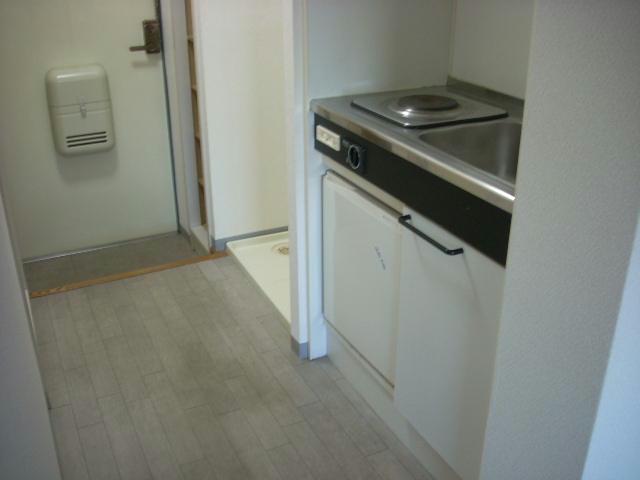 キッチン　※別部屋写真