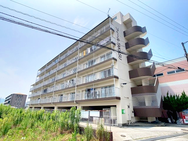建物外観　2025年7月撮影